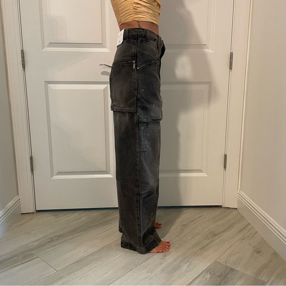 Zara NEVER WORN black jeans. - Picture 3 of 4